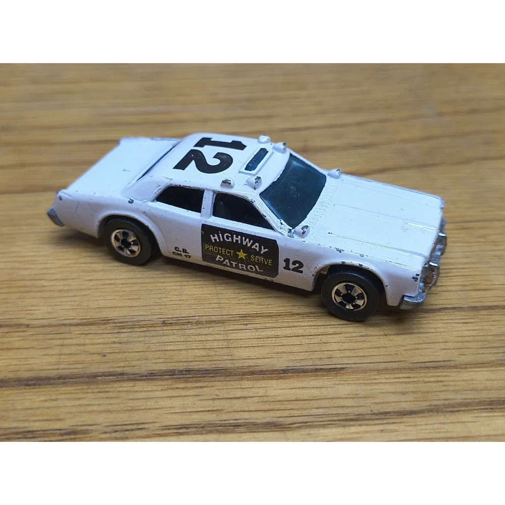 Vintage‎ Hot Wheels White Highway Patrol Police Car #12 1977 HONG KONG